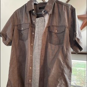 Mens medium Gray button up. Excellent condition.
